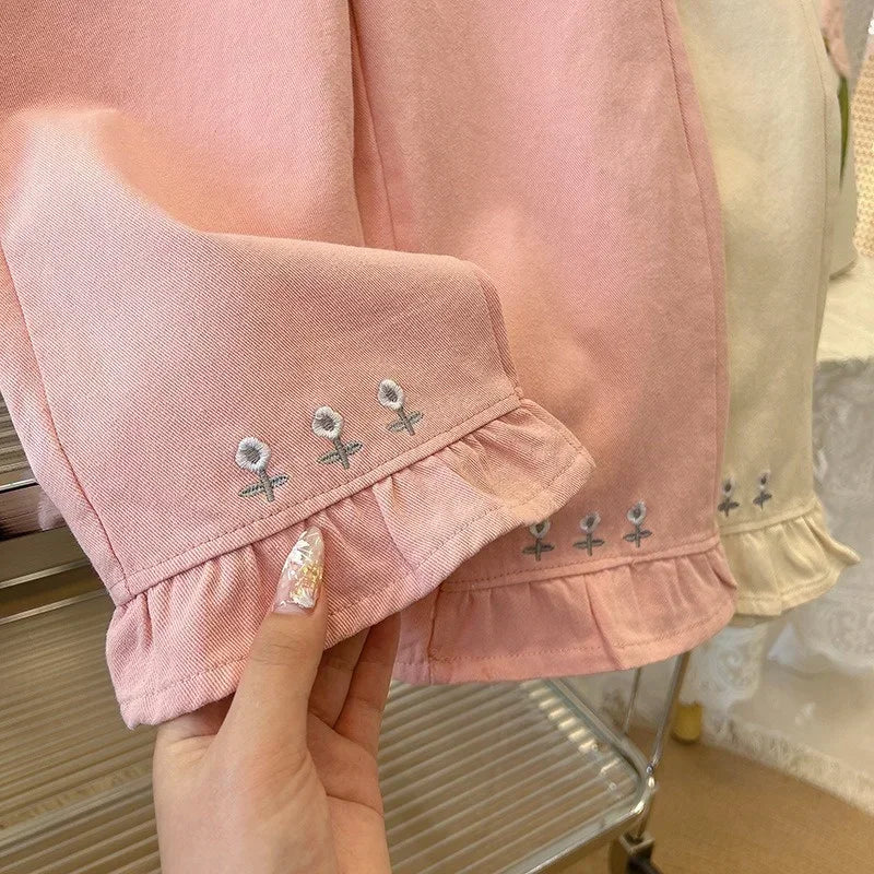 Floral Embroidered Cuff Trousers