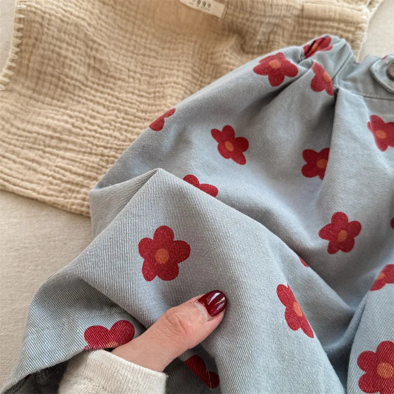 Floral 3/4 Length Baggy Trousers