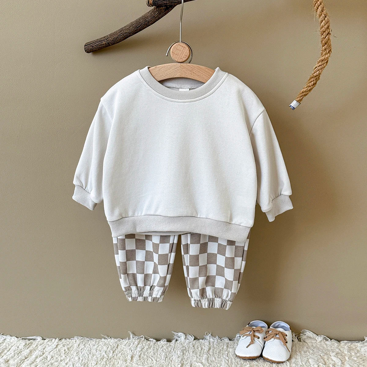 Everyday Checker Lounge Set