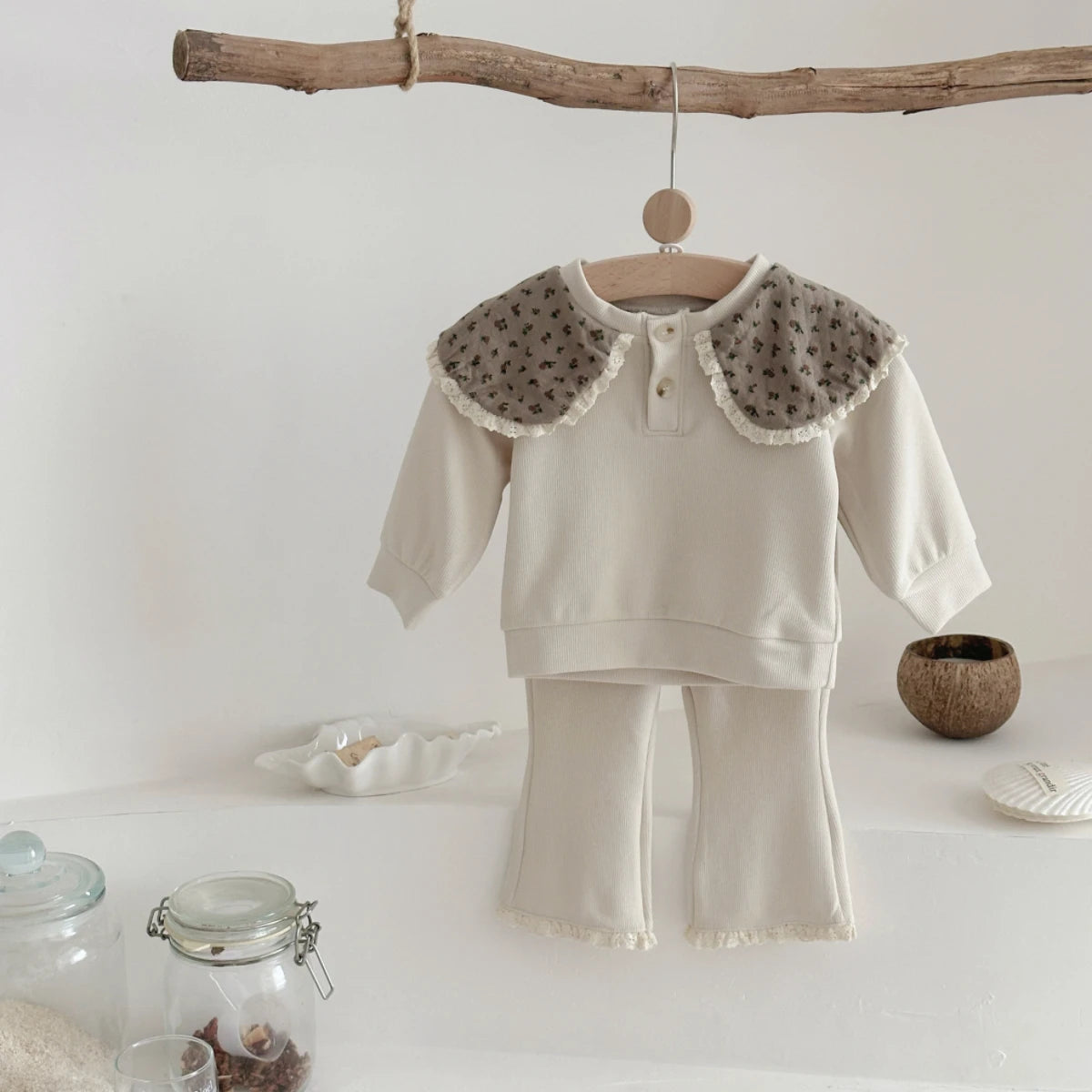 Taupe Floral Lace Collar Set