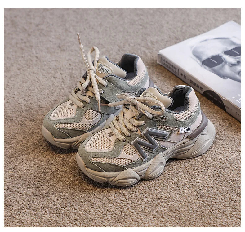 Retro 1980 Velcro Running Trainers