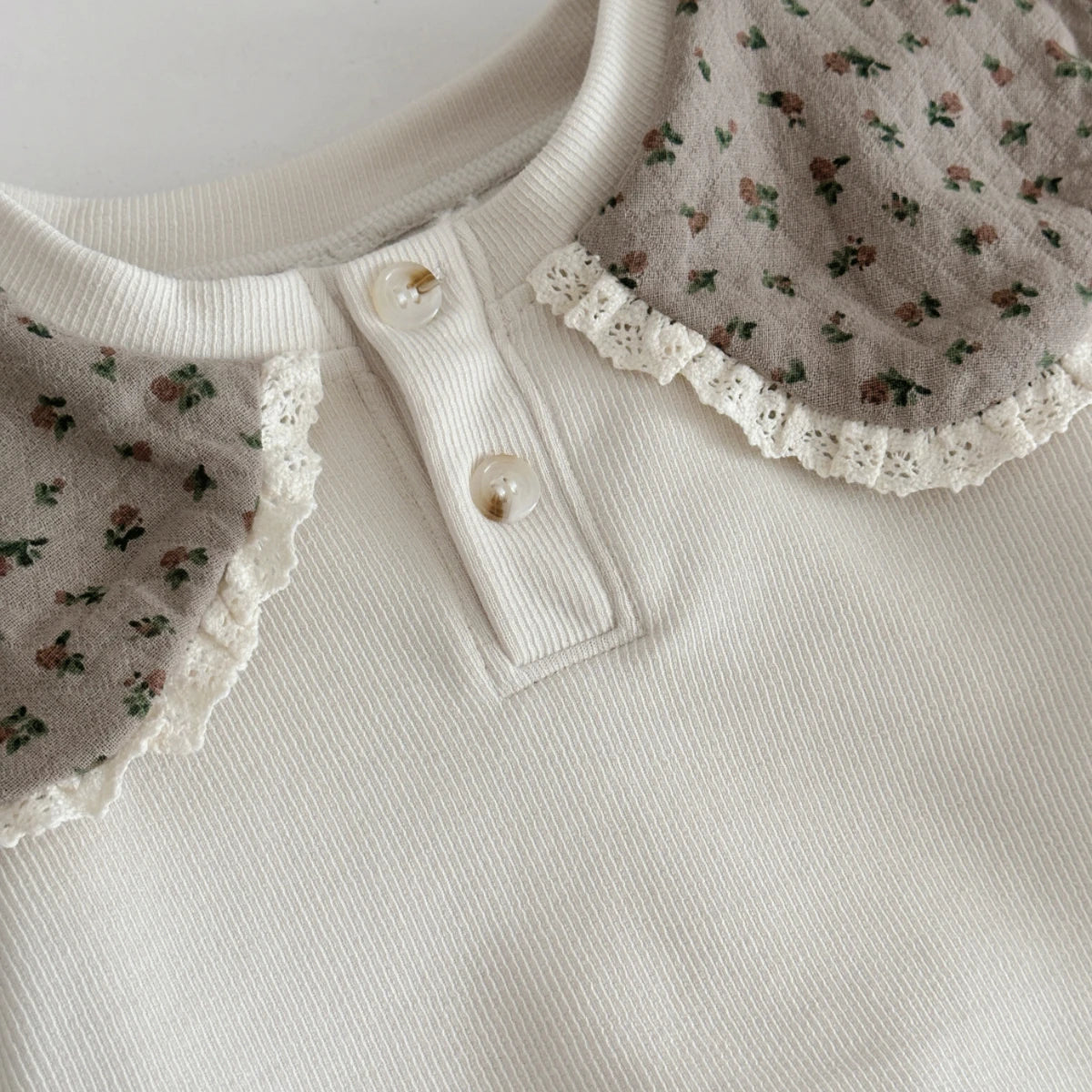 Taupe Floral Lace Collar Set