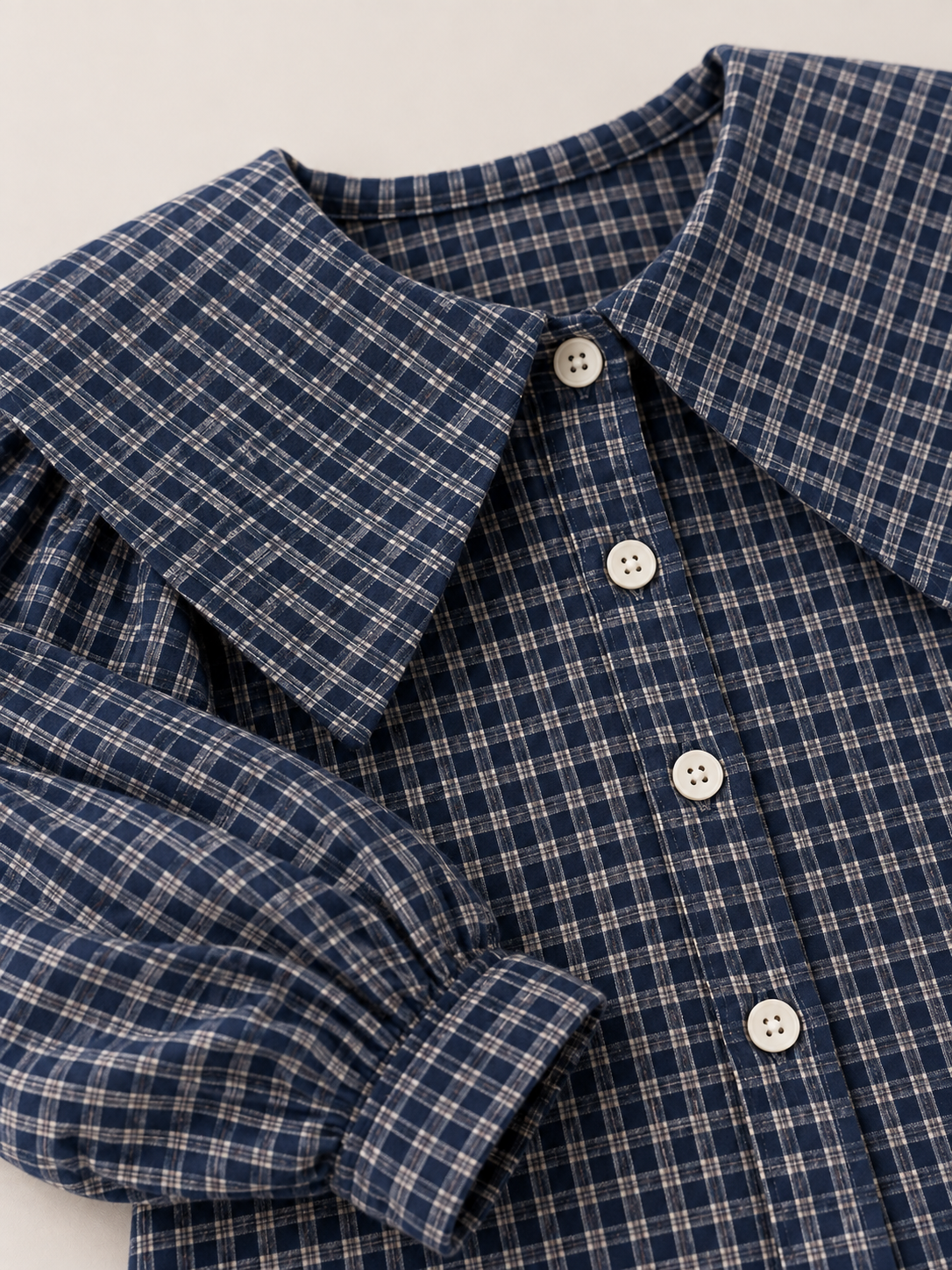 THE VINTAGE COLLAR PLAID BLOUSE