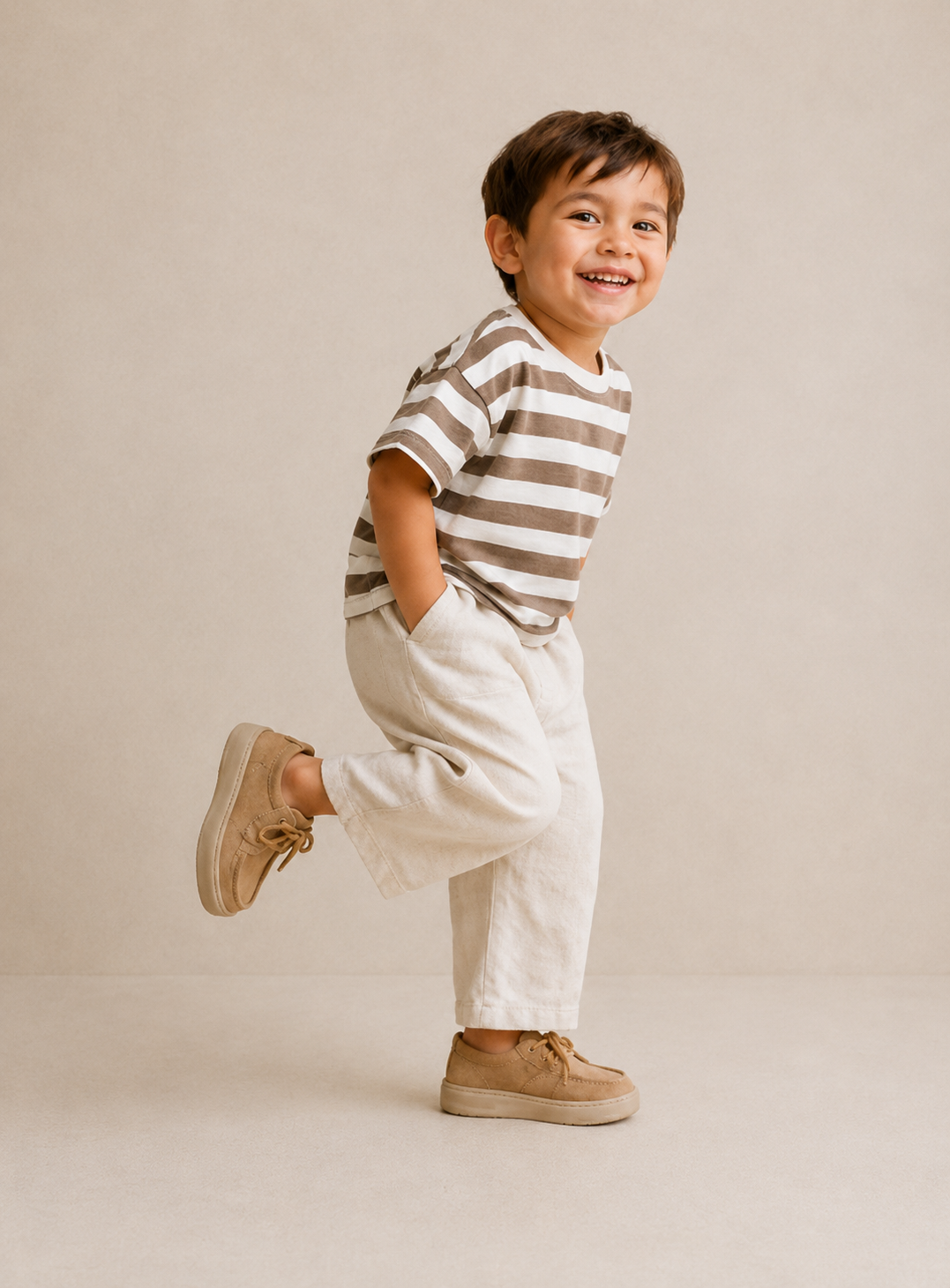 Lightweight Summer Linen Cropped Trousers