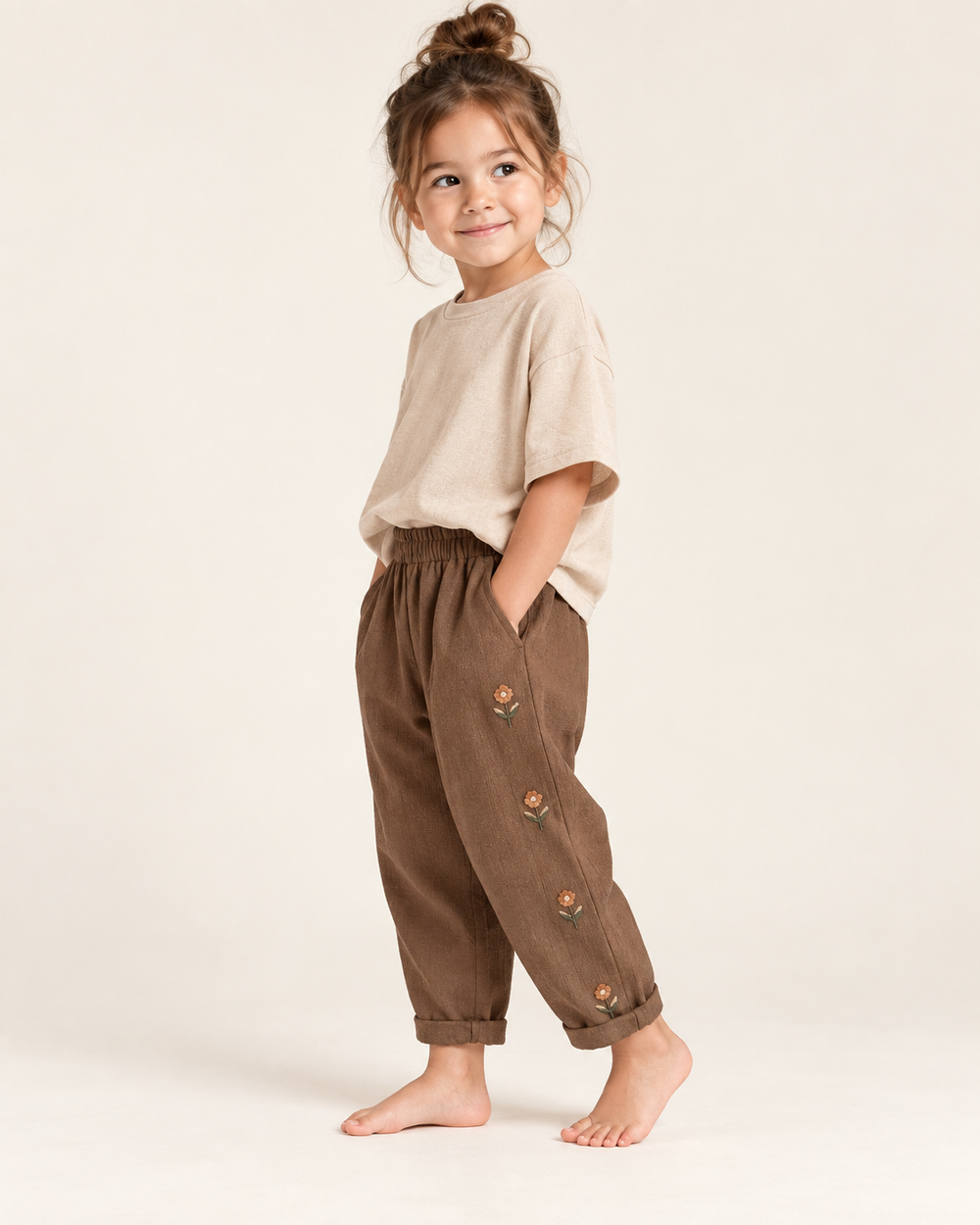 FLORAL EMBROIDERED TROUSERS