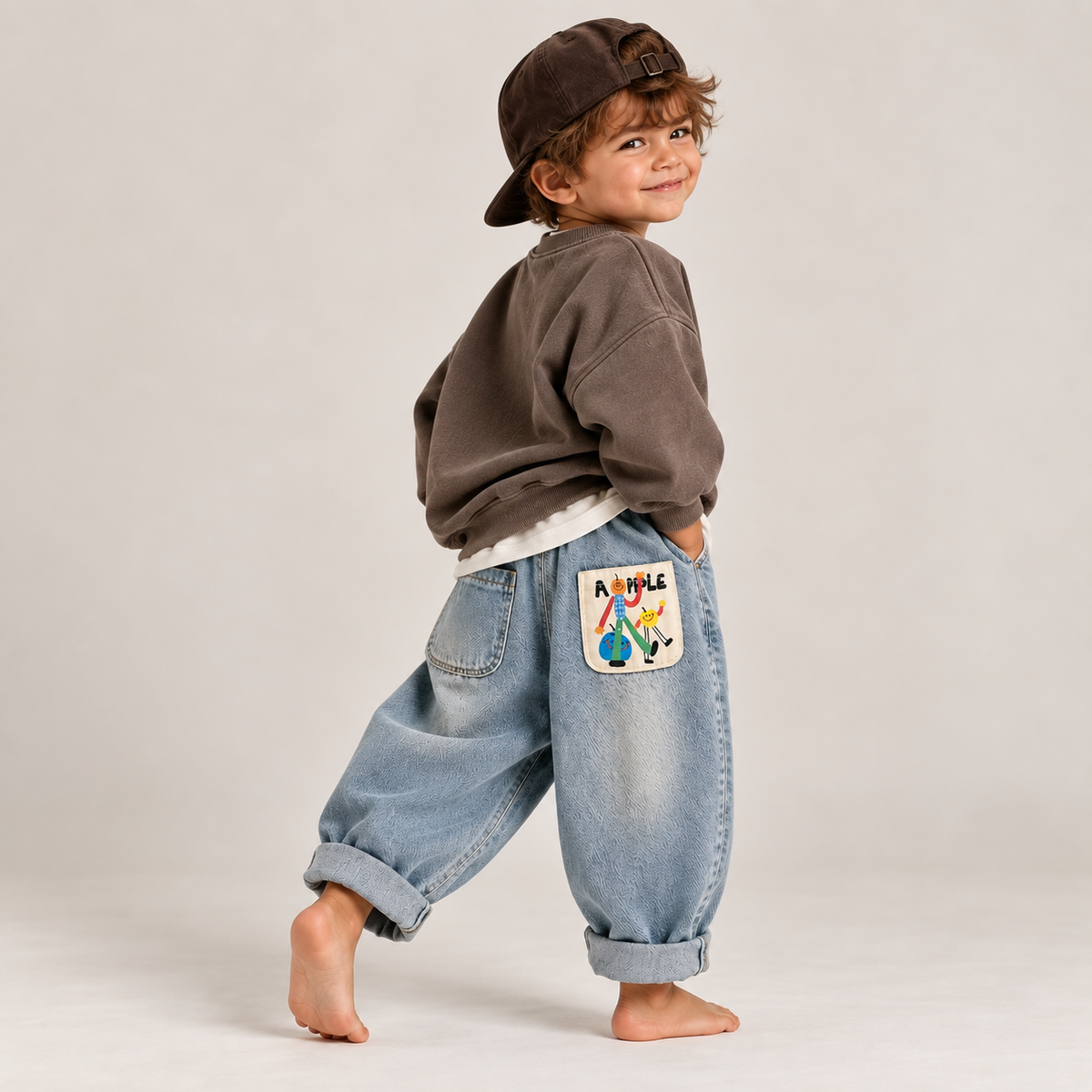 THE HARLEM LIGHT WASH DENIM JEANS