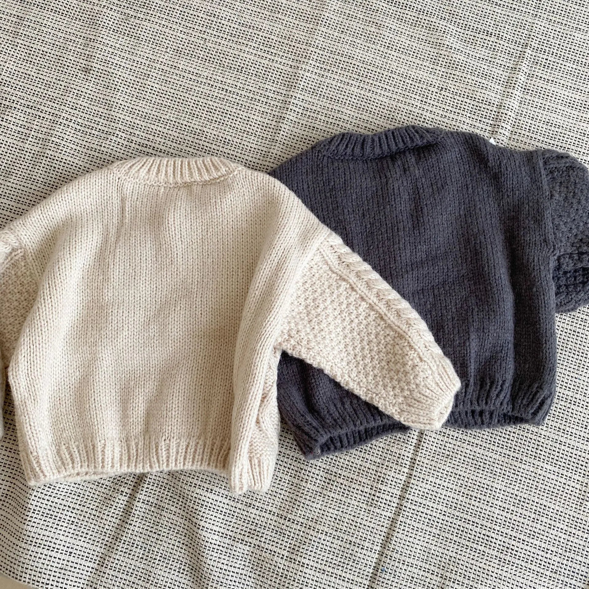 Treasure Weaved Pattern Knitted Cardigan