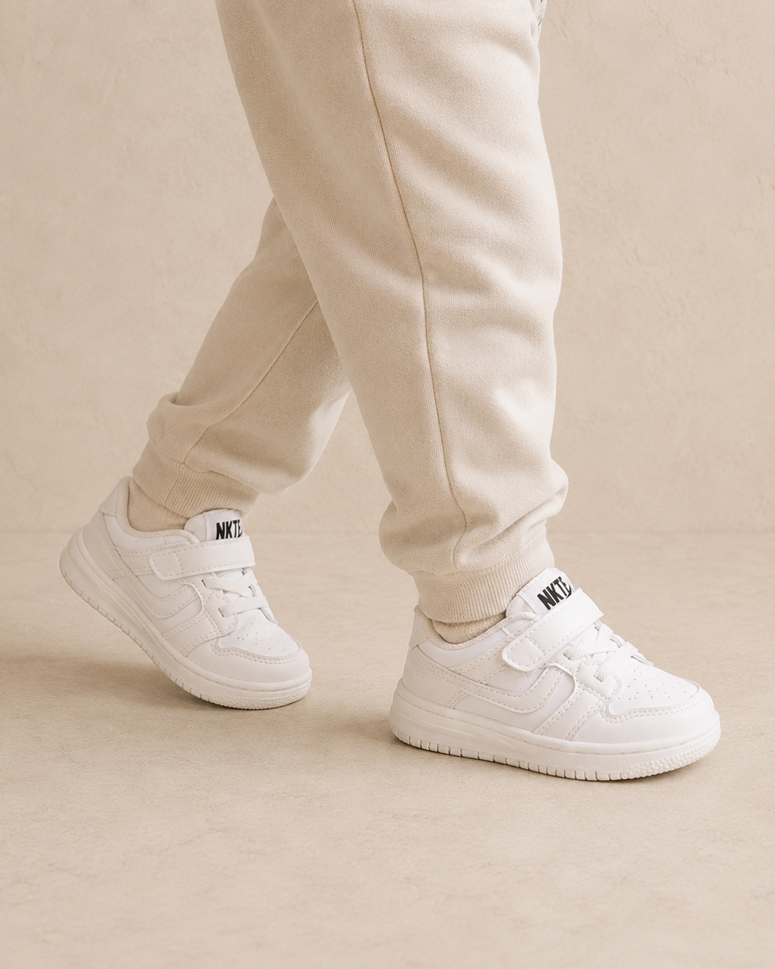 Retro Court Velcro Trainers