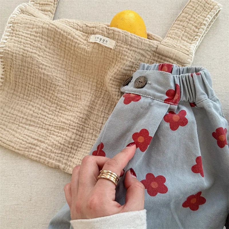 Floral 3/4 Length Baggy Trousers