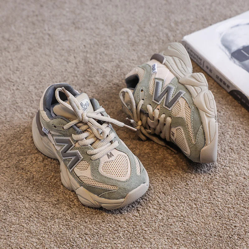 Retro 1980 Velcro Running Trainers