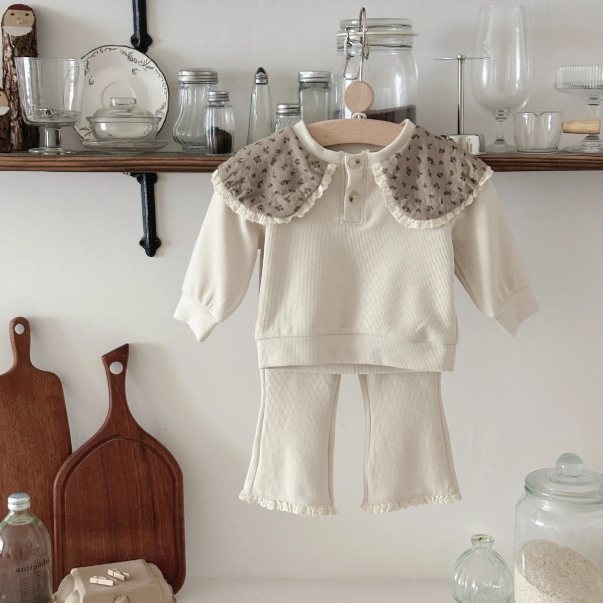 Taupe Floral Lace Collar Set