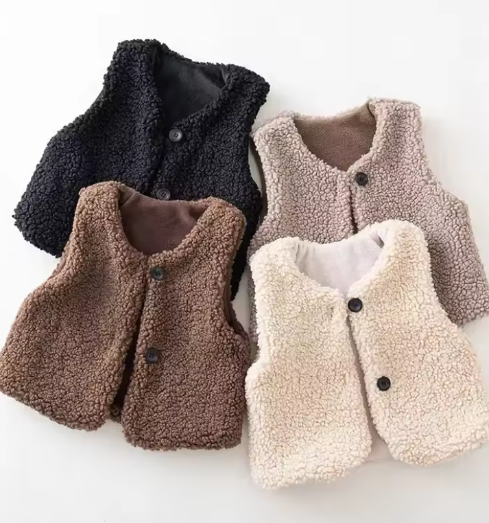 THE TEDDY FLEECE GILET
