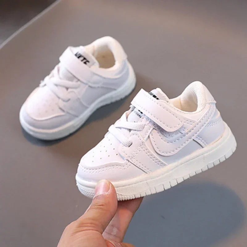 Little Trendsetters Retro Court Velcro Trainers