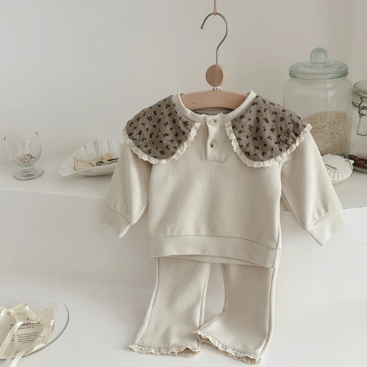 Taupe Floral Lace Collar Set